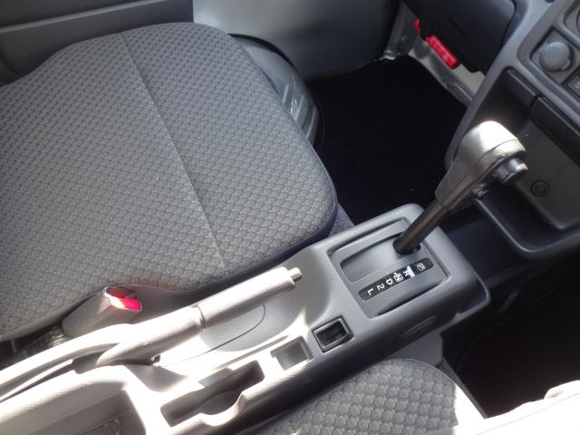 NT100クリッパートラック GX ワンオーナー 4WD 純正SDナビ フルセグ キーレス ETC バックカメラ 緊急ブレーキ FRドラレコ LEDヘッドライト レーンアシスト フォグランプ(15枚目)