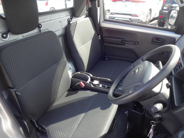 NT100クリッパートラック GX ワンオーナー 4WD 純正SDナビ フルセグ キーレス ETC バックカメラ 緊急ブレーキ FRドラレコ LEDヘッドライト レーンアシスト フォグランプ(16枚目)