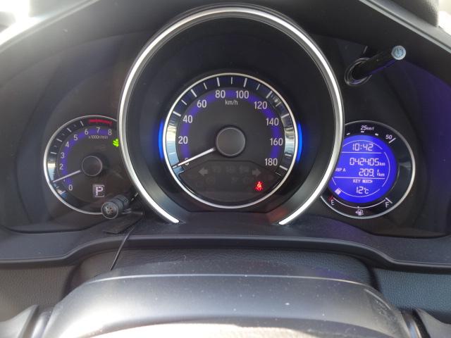 フィット 13G・Lパッケージ ワンオーナー 社外SDナビ フルセグ プッシュスタート ETC バックカメラ 緊急ブレーキ FRドラレコ LEDヘッドライト ツイーター HDMI(7枚目)