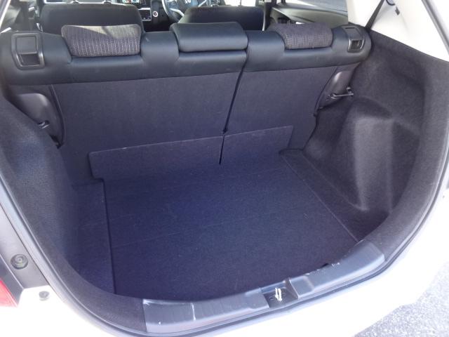 フィット 13G・Lパッケージ ワンオーナー 社外SDナビ フルセグ プッシュスタート ETC バックカメラ 緊急ブレーキ FRドラレコ LEDヘッドライト ツイーター HDMI(26枚目)