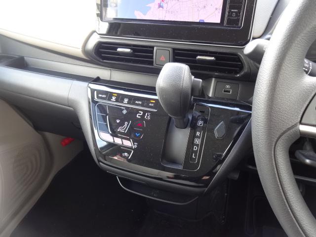 デイズ Ｘ　ワンオーナー　純正９インチナビ　フルセグ　スマートキー　プッシュスタート　ＥＴＣ　全方位モニター　緊急ブレーキ　ＦＲドラレコ　純正ＡＷ（12枚目）