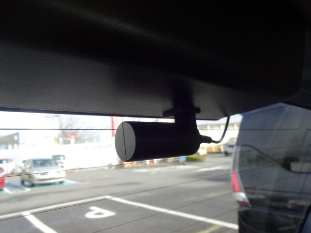 デイズ Ｘ　ワンオーナー　純正９インチナビ　フルセグ　スマートキー　プッシュスタート　ＥＴＣ　全方位モニター　緊急ブレーキ　ＦＲドラレコ　純正ＡＷ（14枚目）