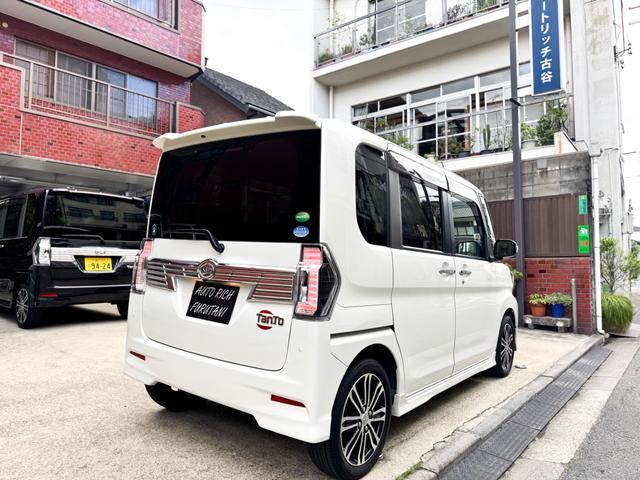タント カスタムＲＳ　トップエディションＳＡＩＩ　両側パワースライドドア　純正８インチ純正ナビ　純正フリップダウンモニター　バックカメラ　ナビ連動ドライブレコーダー　ＥＴＣ　ディーラー整備車両　ＨＤＭＩ接続（8枚目）