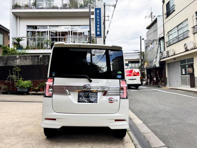 タント カスタムＲＳ　トップエディションＳＡＩＩ　両側パワースライドドア　純正８インチ純正ナビ　純正フリップダウンモニター　バックカメラ　ナビ連動ドライブレコーダー　ＥＴＣ　ディーラー整備車両　ＨＤＭＩ接続（9枚目）