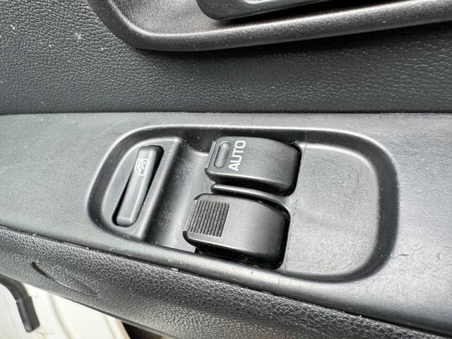ハイゼットカーゴ DX SAIII ハイルーフ 4WD オートマ パワーウィンドウ 衝突軽減ブレーキ クリアランスソナー スマートアシスト3 ETC キーレス プライバシーガラス オーバーヘッドシェルフ(3枚目)