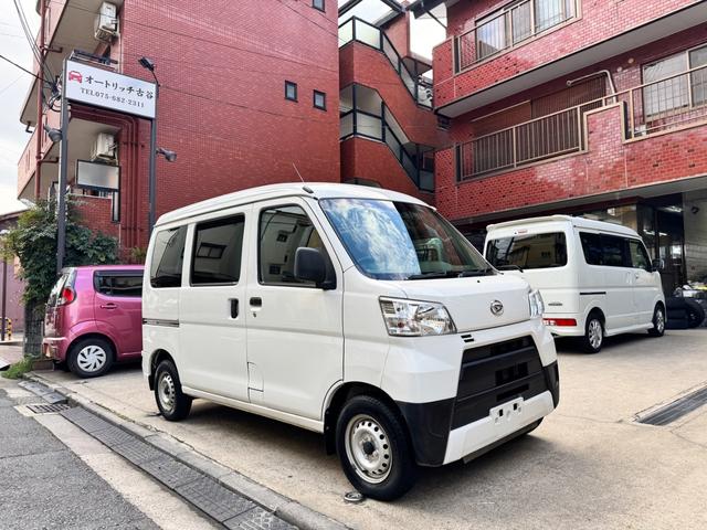 ハイゼットカーゴ DX SAIII ハイルーフ 4WD オートマ パワーウィンドウ 衝突軽減ブレーキ クリアランスソナー スマートアシスト3 ETC キーレス プライバシーガラス オーバーヘッドシェルフ(7枚目)