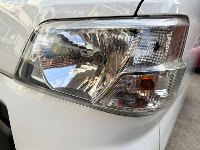 ハイゼットカーゴ DX SAIII ハイルーフ 4WD オートマ パワーウィンドウ 衝突軽減ブレーキ クリアランスソナー スマートアシスト3 ETC キーレス プライバシーガラス オーバーヘッドシェルフ(16枚目)