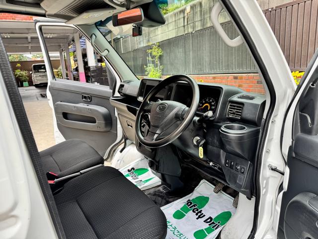 ハイゼットカーゴ DX SAIII ハイルーフ 4WD オートマ パワーウィンドウ 衝突軽減ブレーキ クリアランスソナー スマートアシスト3 ETC キーレス プライバシーガラス オーバーヘッドシェルフ(19枚目)