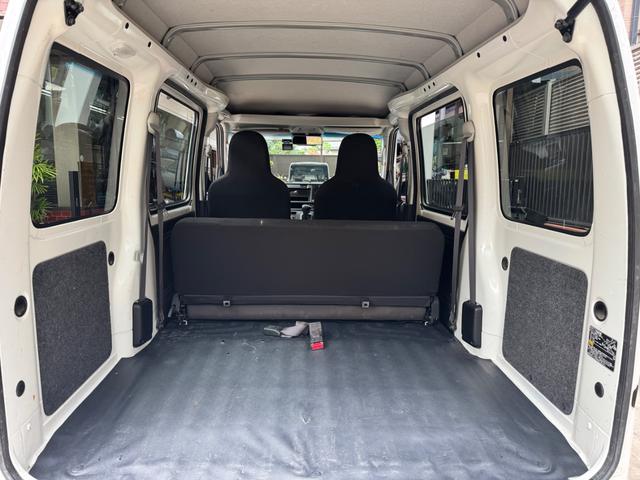 ハイゼットカーゴ DX SAIII ハイルーフ 4WD オートマ パワーウィンドウ 衝突軽減ブレーキ クリアランスソナー スマートアシスト3 ETC キーレス プライバシーガラス オーバーヘッドシェルフ(24枚目)