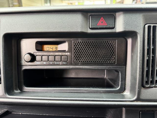 ハイゼットカーゴ DX SAIII ハイルーフ 4WD オートマ パワーウィンドウ 衝突軽減ブレーキ クリアランスソナー スマートアシスト3 ETC キーレス プライバシーガラス オーバーヘッドシェルフ(29枚目)