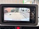 バックカメラもついておりますので駐車時も安心です♪