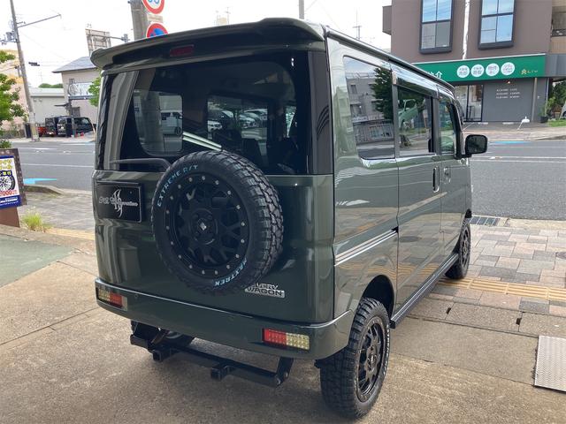 エブリイワゴン ＰＺターボスペシャル　４ＷＤ　リフトアップ　背面タイヤ　両側電動スライドドア　レーダーブレーキサポート　１５インチアルミ　プラスラインエアロ　社外テール　社外８インチナビフルセグＴＶ　バックモニター　　ＨＩＤライト（8枚目）