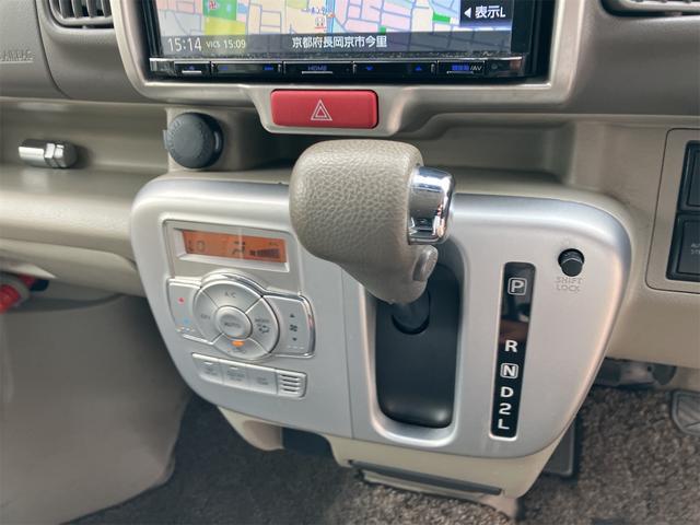 エブリイワゴン ＰＺターボスペシャル　４ＷＤ　リフトアップ　背面タイヤ　両側電動スライドドア　レーダーブレーキサポート　１５インチアルミ　プラスラインエアロ　社外テール　社外８インチナビフルセグＴＶ　バックモニター　　ＨＩＤライト（22枚目）