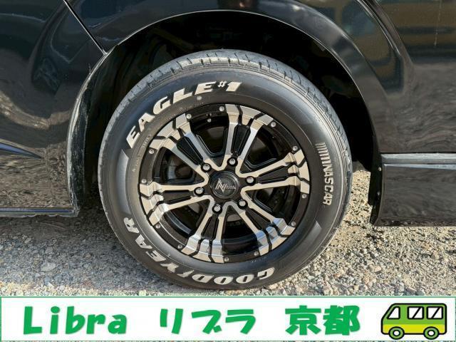 ハイエースバン ロングスーパーGL ディーゼル 4型フェイス ベッドキット 4型フェイス/ベッドキット/フロントエアロ/16インチアルミ/ナビ/フルセグ/Bluetooth/バックカメラ/ETC/キーレス/LEDヘッドライト&フォグ・外装磨き&車内清掃済・黒革調シートカバー(20枚目)