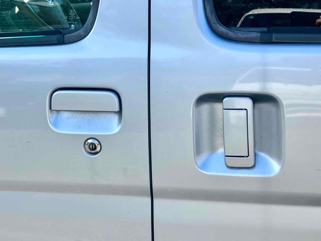 アトレーワゴン カスタムターボＲＳリミテッド　ＥＴＣ　バックカメラ　両側スライド・片側電動　ナビ　ＴＶ　ＨＩＤ　キーレスエントリー　電動格納ミラー　ベンチシート　ターボ　ＡＴ　盗難防止システム　ＡＢＳ　ＣＤ　ＵＳＢ　アルミホイール　衝突安全ボディ（28枚目）