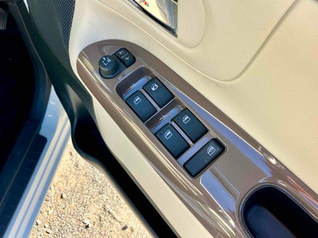 ムーヴキャンバス Ｘリミテッドメイクアップ　ＳＡＩＩＩ　ドライブレコーダー　ＥＴＣ　バックカメラ　両側電動スライドドア　ナビ　ＴＶ　クリアランスソナー　衝突被害軽減システム　オートマチックハイビーム　オートライト　スマートキー　アイドリングストップ（46枚目）