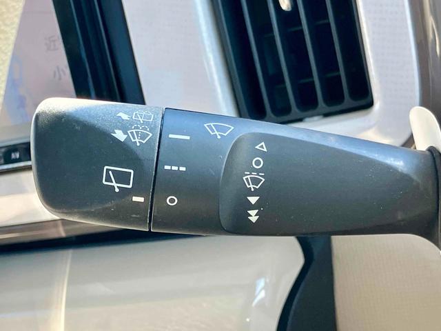 ムーヴキャンバス Ｘリミテッドメイクアップ　ＳＡＩＩＩ　ドライブレコーダー　ＥＴＣ　バックカメラ　両側電動スライドドア　ナビ　ＴＶ　クリアランスソナー　衝突被害軽減システム　オートマチックハイビーム　オートライト　スマートキー　アイドリングストップ（53枚目）