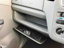 FX キーレスエントリー 電動格納ミラー ベンチシート AT 盗難防止システム ABS CD アルミホイール 衝突安全ボディ エアコン パワーステアリング パワーウィンドウ 運転席エアバッグ(54枚目)