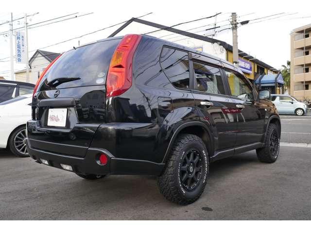 20X 4WD MTタイヤ フルセグナビ DVD再生機能 ブルートゥース ETC バックカメラ 禁煙車 スマートキー オートエアコン HIDヘッドライト ルーフレール(10枚目)