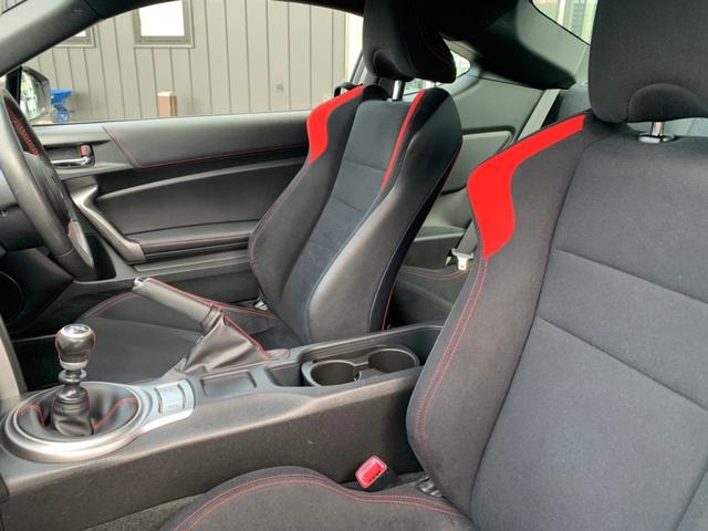 ８６ トヨタ ｇｔ ６速マニュアル デュアルオートエアコン スマートキー プッシュスタート ディスチャージヘッドライト カロッツェリアｄｅｈ ７９０ カーテンエアバック イルミネーションコントロール バニティミラー 滋賀県 ｇｔ ６速マニュアル デュアルオート