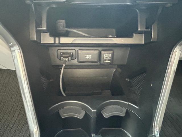 ＣＲ－Ｚ α　純正ＨＤＤナビ　ワンセグＴＶ　バックカメラ　ビルトインＥＴＣ　ドライブレコーダー　クルーズコントロール　社外マフラー　６速マニュアル　ディスチャージ　純正１６インチアルミ（21枚目）