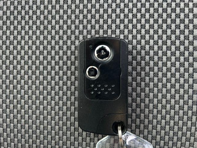 ＣＲ－Ｚ α　純正ＨＤＤナビ　ワンセグＴＶ　バックカメラ　ビルトインＥＴＣ　ドライブレコーダー　クルーズコントロール　社外マフラー　６速マニュアル　ディスチャージ　純正１６インチアルミ（41枚目）