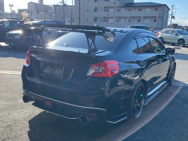 ＷＲＸ Ｓ４ ２．０ＧＴ－Ｓアイサイト　サンルーフ　レカロシート（運転席）　パドルシフト　社外メーター（水温・油温・ブースト）　助手席パワーシート＆シートヒーター　４ＷＤ　ターボ　アイサイト　レーダークルーズコントロール　ＢＬＩＴＺエアクリ（9枚目）