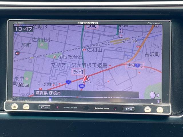 カムリ ハイブリッド　Ｇパッケージ　カロッツェリアメモリーナビ　フルセグ地デジＴＶ　ブルートゥース　バックカメラ　ビルトインＥＴＣ　クルーズコントロール　ステアリングスイッチ　クリアランスソナー　運転席パワーシート　ＧＰＳレーダー（18枚目）