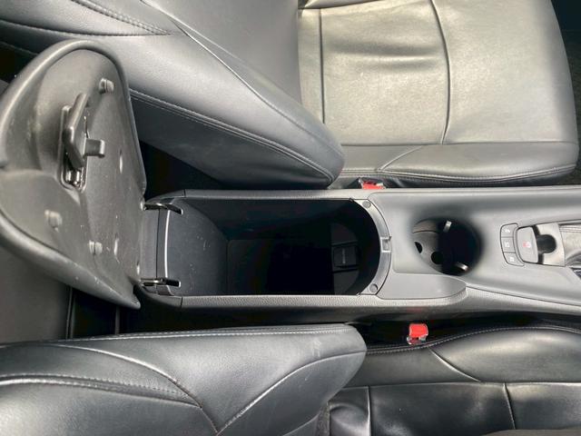 Ｃ－ＨＲ Ｓ　純正９インチＳＤナビ　フルセグ地デジＴＶ　ブルートゥース　バックカメラ　プリクラッシュセーフティ　レーダークルーズコントロール　ステアリングリモコン　革調シートカバー　ヘッドライトレベライザー（23枚目）