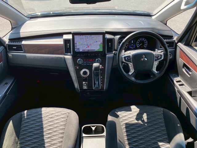 デリカＤ：５ Ｐ　ワンオーナー　メーカーＯＰナビ　パノラマモニター　ディーゼル車　シートヒーター　ＥＴＣ　パドルシフト　ハンドルヒーター　パワーバックドア　両側パワースライドドア　ＡＣ１００Ｖ　クルーズコントロール（17枚目）