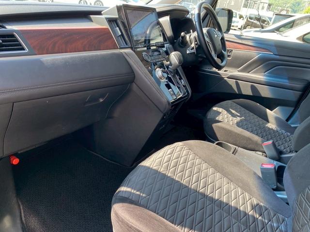 デリカＤ：５ Ｐ　ワンオーナー　メーカーＯＰナビ　パノラマモニター　ディーゼル車　シートヒーター　ＥＴＣ　パドルシフト　ハンドルヒーター　パワーバックドア　両側パワースライドドア　ＡＣ１００Ｖ　クルーズコントロール（33枚目）