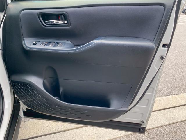 ヴォクシー ＺＳ　煌ＩＩ　アルパイン９インチナビ　バックカメラ　ビルトインＥＴＣ　両側パワースライドドア　オートハイビーム　後席フリップダウンモニター　フルセグＴＶ　ブルートゥース　ステアリングリモコン　サンシェード（30枚目）