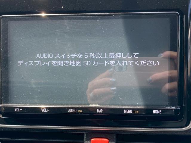 ヴォクシー ハイブリッドＺＳ　煌ＩＩ　純正９インチＳＤナビ　バックカメラ　フルセグＴＶ　ブルートゥース　トヨタセーフティセンス　オートハイビーム　ビルトインＥＴＣ　両側パワースライドドア　ステアリングリモコン　クリアランスソナー（18枚目）