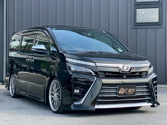 ヴォクシー ＺＳ　煌　アルパイ１１インチナビ　バックカメラ　フルセグＴＶ　ブルートゥース　ミラー型ドラレコ　ビルトインＥＴＣ　ＧＰＳレーダー　クルーズコントロール　両側パワースライドドア　ＵＳＢソケット　７人乗り（7枚目）