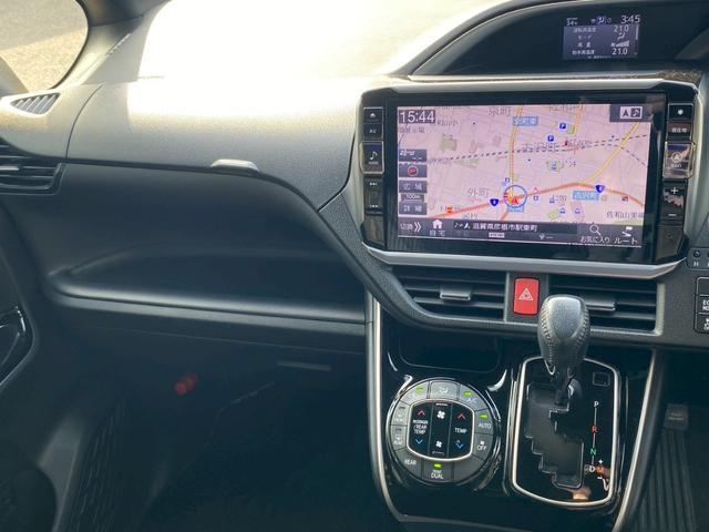 ヴォクシー ＺＳ　煌　アルパイ１１インチナビ　バックカメラ　フルセグＴＶ　ブルートゥース　ミラー型ドラレコ　ビルトインＥＴＣ　ＧＰＳレーダー　クルーズコントロール　両側パワースライドドア　ＵＳＢソケット　７人乗り（20枚目）