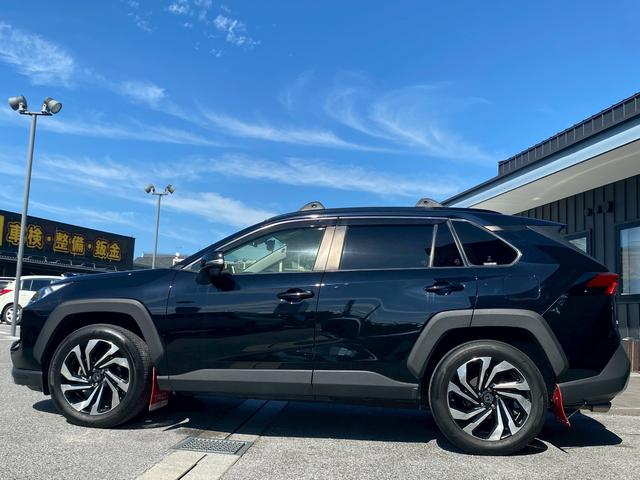 ＲＡＶ４ アドベンチャー　純正９インチＳＤナビ　フルセグ地デジＴＶ　ブルートゥース　バックカメラ　パワーバックドア　ビルトインＥＴＣ　黒革シート　シートエアコン　プリクラッシュセーフティ　レーダークルーズコントロール（12枚目）