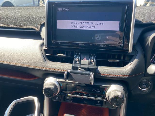 ＲＡＶ４ アドベンチャー　純正９インチＳＤナビ　フルセグ地デジＴＶ　ブルートゥース　バックカメラ　パワーバックドア　ビルトインＥＴＣ　黒革シート　シートエアコン　プリクラッシュセーフティ　レーダークルーズコントロール（20枚目）