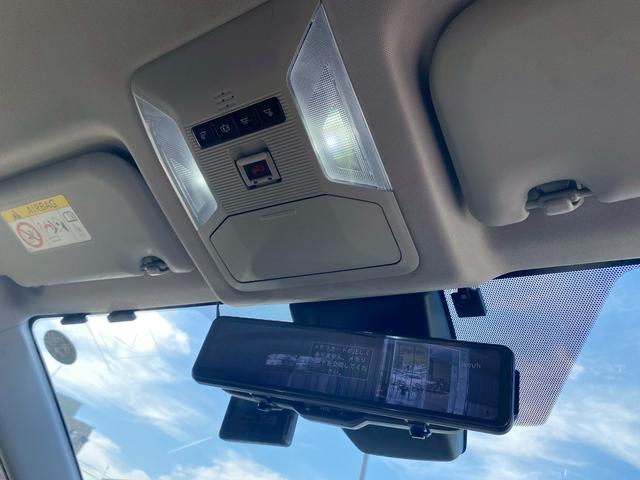 ＲＡＶ４ アドベンチャー　純正９インチＳＤナビ　フルセグ地デジＴＶ　ブルートゥース　バックカメラ　パワーバックドア　ビルトインＥＴＣ　黒革シート　シートエアコン　プリクラッシュセーフティ　レーダークルーズコントロール（31枚目）
