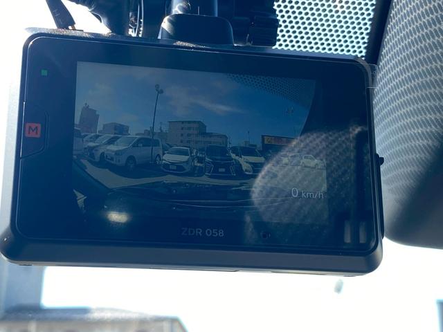 ＲＡＶ４ アドベンチャー　純正９インチＳＤナビ　フルセグ地デジＴＶ　ブルートゥース　バックカメラ　パワーバックドア　ビルトインＥＴＣ　黒革シート　シートエアコン　プリクラッシュセーフティ　レーダークルーズコントロール（33枚目）