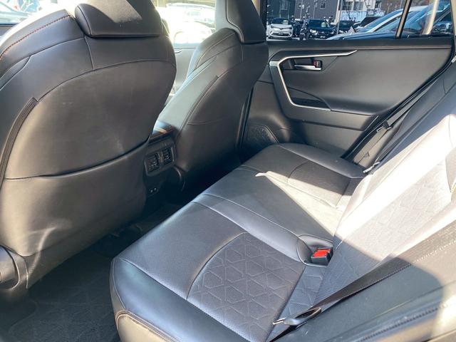 ＲＡＶ４ アドベンチャー　純正９インチＳＤナビ　フルセグ地デジＴＶ　ブルートゥース　バックカメラ　パワーバックドア　ビルトインＥＴＣ　黒革シート　シートエアコン　プリクラッシュセーフティ　レーダークルーズコントロール（41枚目）