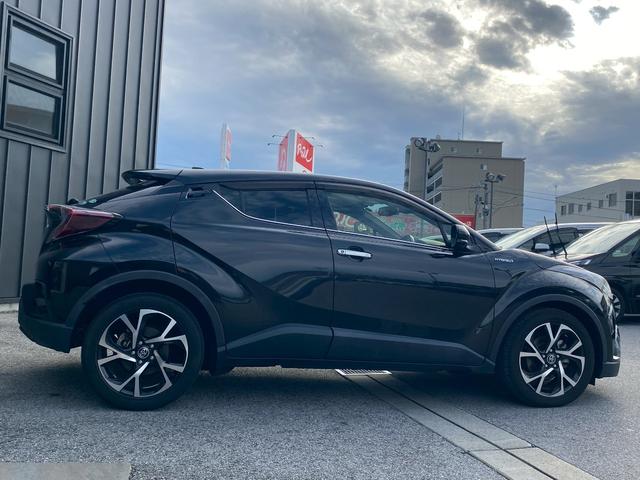 Ｃ－ＨＲ Ｇ　ＬＥＤエディション　純正９インチＳＤナビ　フルセグ地デジＴＶ　ブルートゥース　プリクラッシュセーフティ　レーダークルーズコントロール　ビルトインＥＴＣ　バックカメラ　ハーフレザーシート　ＬＥＤヘッドライト　フォグランプ（8枚目）