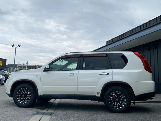 エクストレイル 20X 純正7インチナビ ブルートゥース 4WD シートヒーター リアシートヒーター 社外16インチアルミ バックカメラ ビルトインETC カーボンシート 革巻きステアリング シートリフター ルーフレール(12枚目)