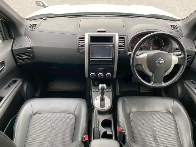 エクストレイル 20X 純正7インチナビ ブルートゥース 4WD シートヒーター リアシートヒーター 社外16インチアルミ バックカメラ ビルトインETC カーボンシート 革巻きステアリング シートリフター ルーフレール(15枚目)