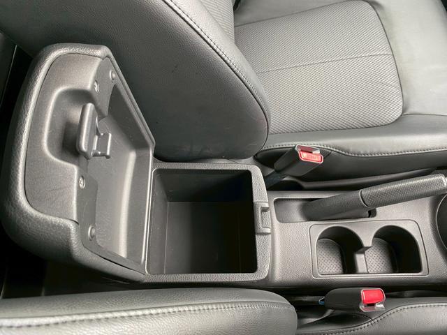 エクストレイル 20X 純正7インチナビ ブルートゥース 4WD シートヒーター リアシートヒーター 社外16インチアルミ バックカメラ ビルトインETC カーボンシート 革巻きステアリング シートリフター ルーフレール(23枚目)