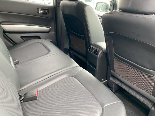 エクストレイル 20X 純正7インチナビ ブルートゥース 4WD シートヒーター リアシートヒーター 社外16インチアルミ バックカメラ ビルトインETC カーボンシート 革巻きステアリング シートリフター ルーフレール(34枚目)