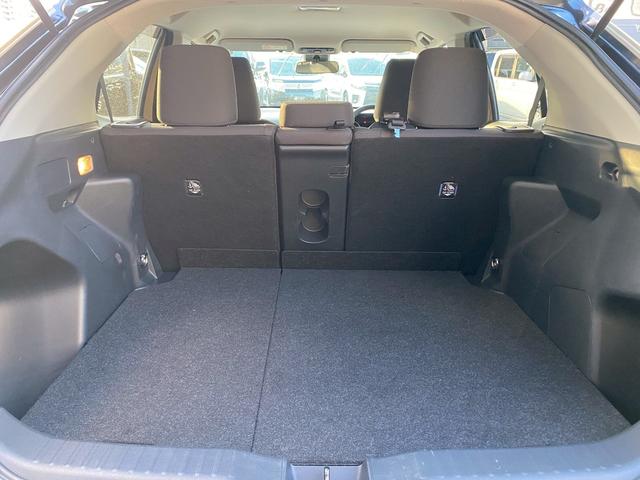 ヤリスクロス ハイブリッドＧ　純正ディスプレイ　ブルートゥース　パノラマモニター　ビルトインＥＴＣ　クルーズコントロール　ステアリングスイッチ　２トーンカラー　革巻きステアリング　オートハイビーム　トヨタセーフティセンス（14枚目）