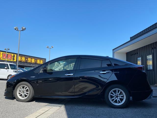 プリウス S 純正9インチSDナビ フルセグ地デジTV ブルートゥース ビルトインETC バックカメラ ステアリングリモコン ドライブレコーダー LEDヘッドライト フォグランプ オートリトラーミラー(12枚目)