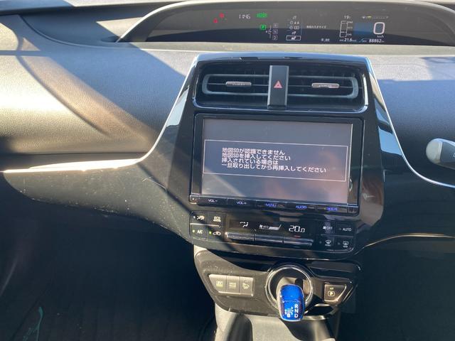 プリウス S 純正9インチSDナビ フルセグ地デジTV ブルートゥース ビルトインETC バックカメラ ステアリングリモコン ドライブレコーダー LEDヘッドライト フォグランプ オートリトラーミラー(20枚目)