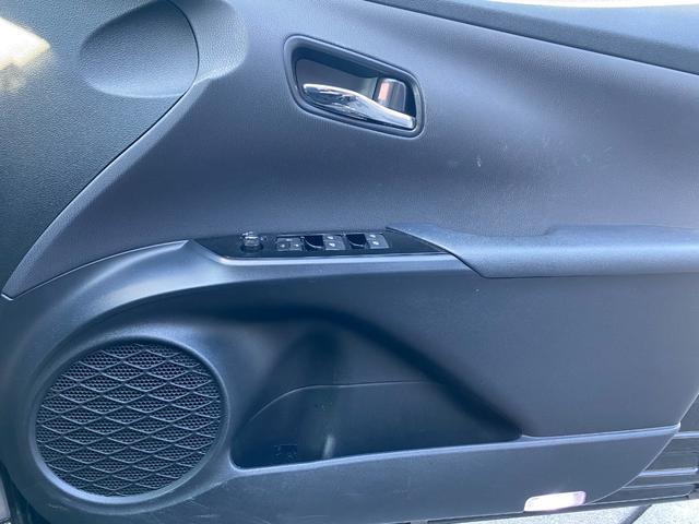 プリウス S 純正9インチSDナビ フルセグ地デジTV ブルートゥース ビルトインETC バックカメラ ステアリングリモコン ドライブレコーダー LEDヘッドライト フォグランプ オートリトラーミラー(32枚目)