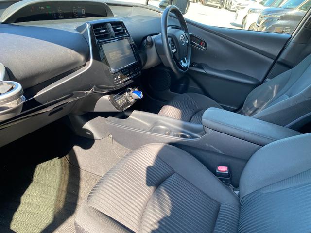 プリウス S 純正9インチSDナビ フルセグ地デジTV ブルートゥース ビルトインETC バックカメラ ステアリングリモコン ドライブレコーダー LEDヘッドライト フォグランプ オートリトラーミラー(34枚目)